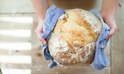 Как сделать хлеб дома?